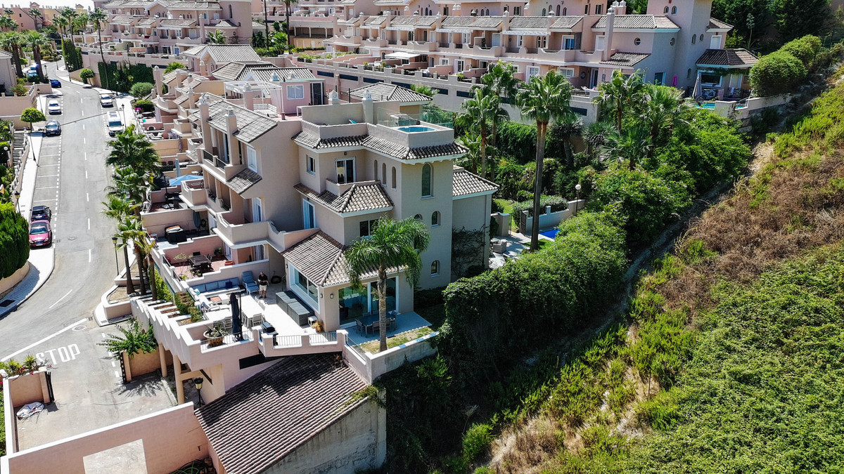 Huis te koop in La Duquesa | 4 slaapkamers H5135917