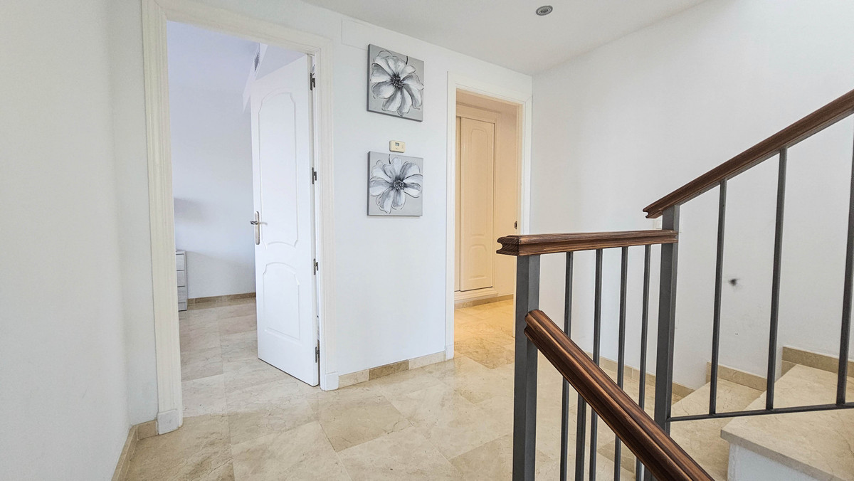 Huis te koop in La Duquesa | 4 slaapkamers H5135917