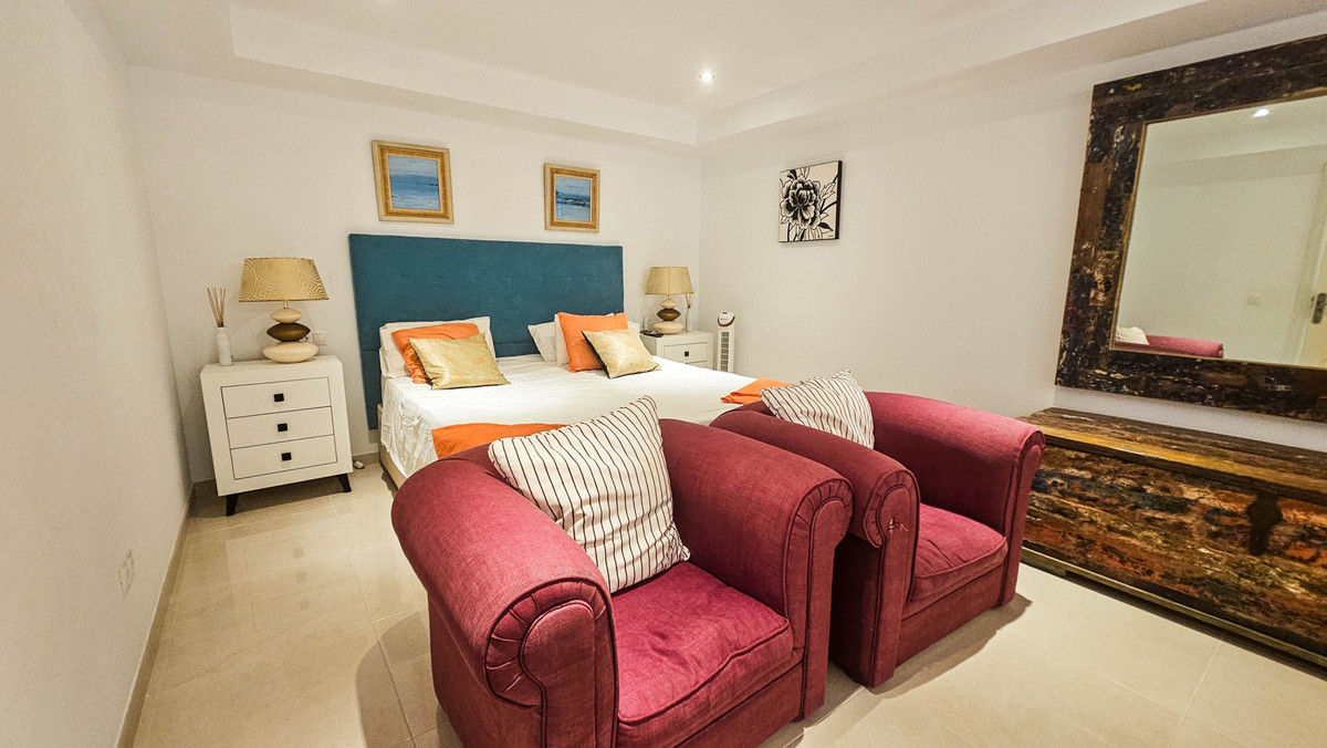 Huis te koop in La Duquesa | 4 slaapkamers H5135917