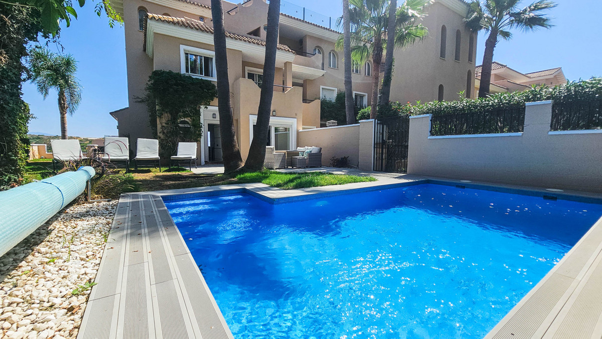Huis te koop in La Duquesa | 4 slaapkamers H5135917