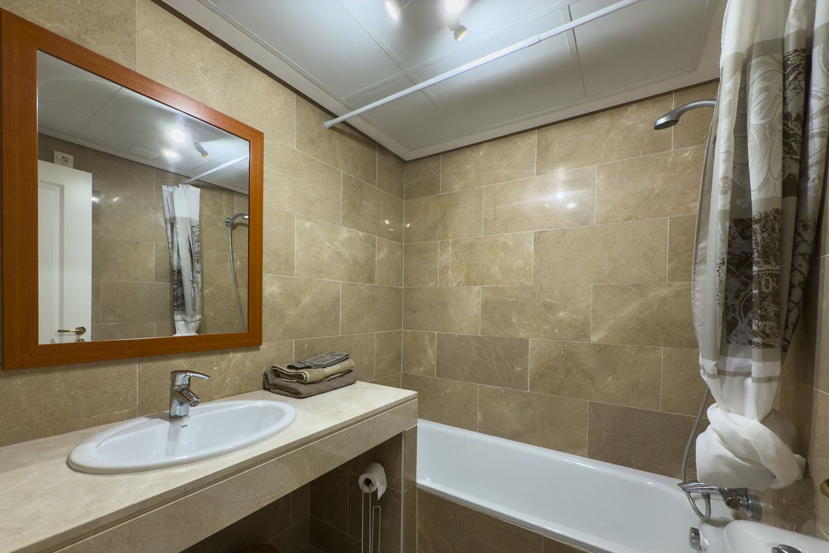 Appartement te koop in La Duquesa | 2 slaapkamers H5138665
