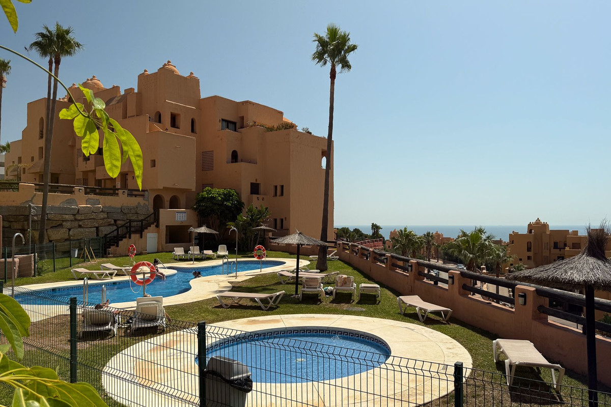 Appartement te koop in La Duquesa | 2 slaapkamers H5138665