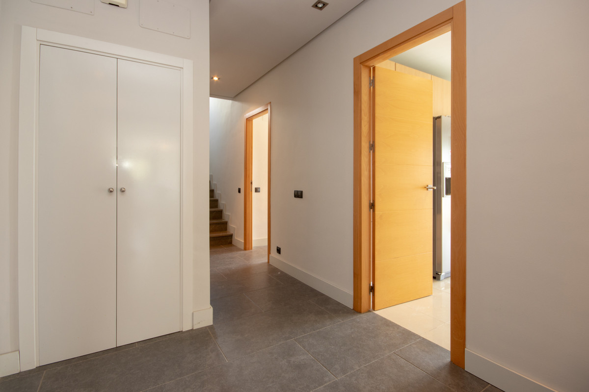 Huis te koop in La Duquesa | 4 slaapkamers H5140969