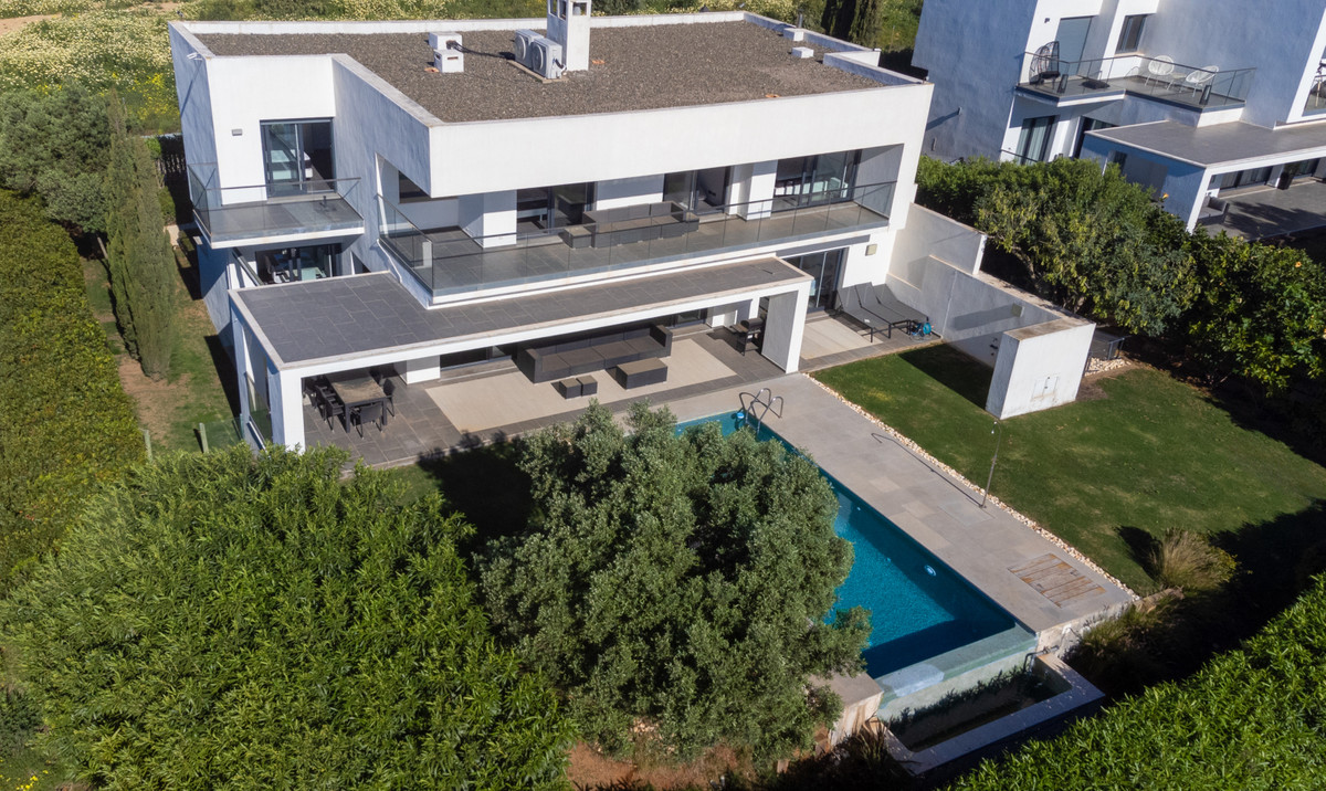 Huis te koop in La Duquesa | 4 slaapkamers H5140969