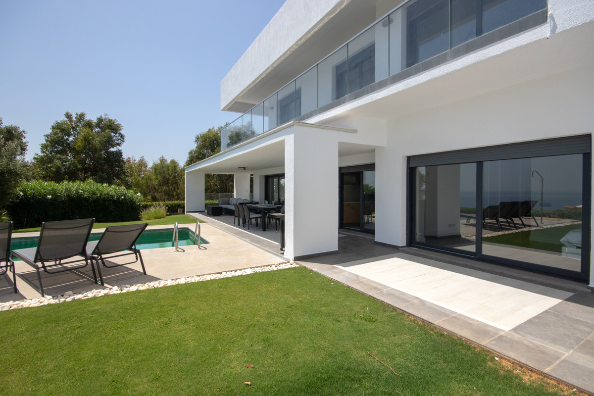 Huis te koop in La Duquesa | 4 slaapkamers H5140969