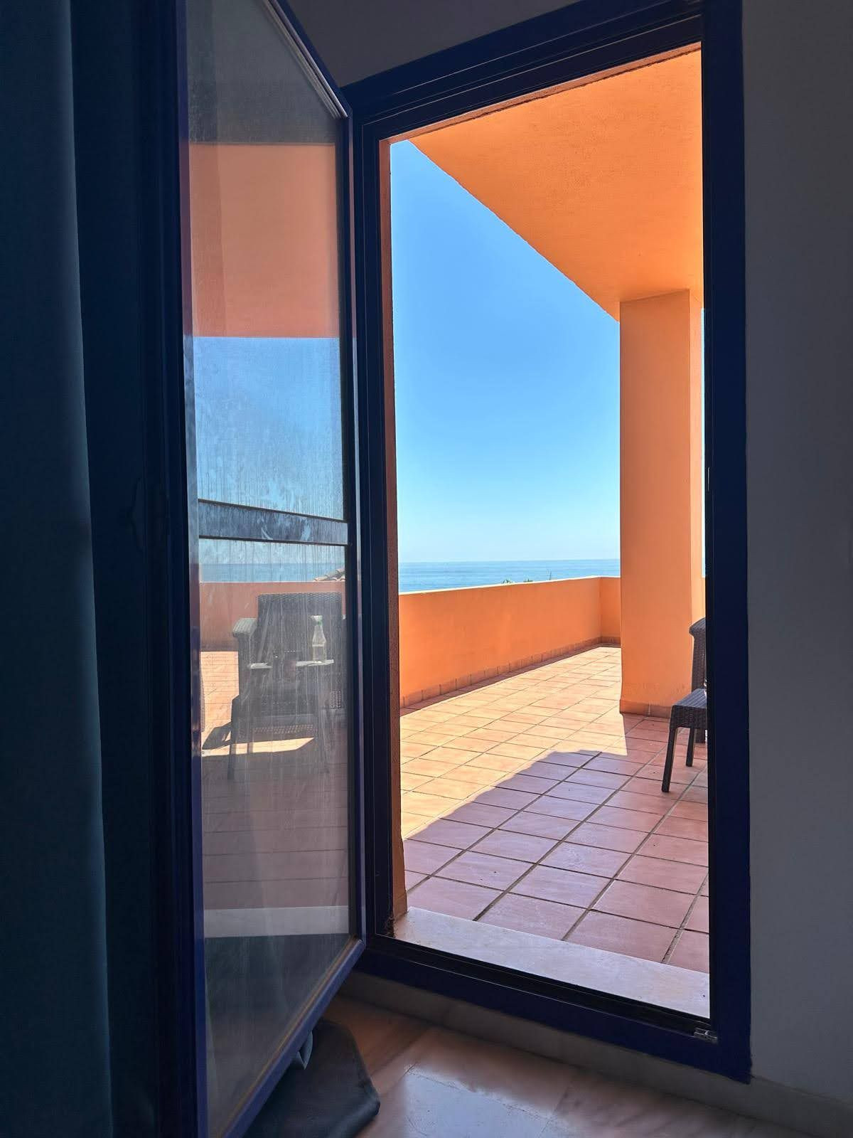 Penthouse te koop in La Duquesa | 2 slaapkamers H5143036