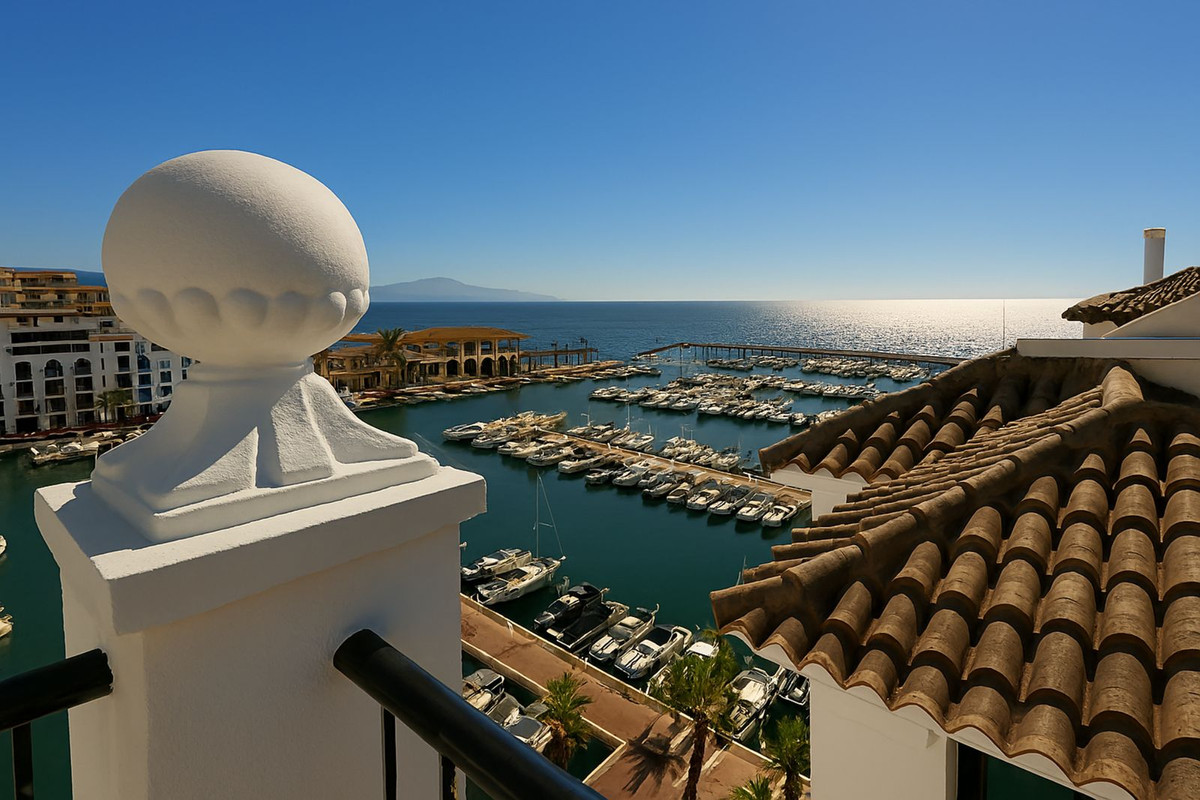 Penthouse te koop in La Duquesa | 4 slaapkamers H5150743