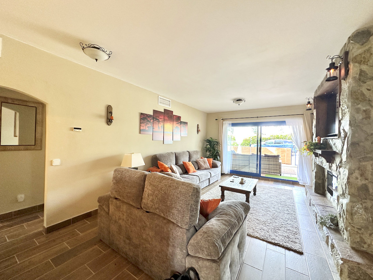 Appartement te koop in La Duquesa | 2 slaapkamers H5157616
