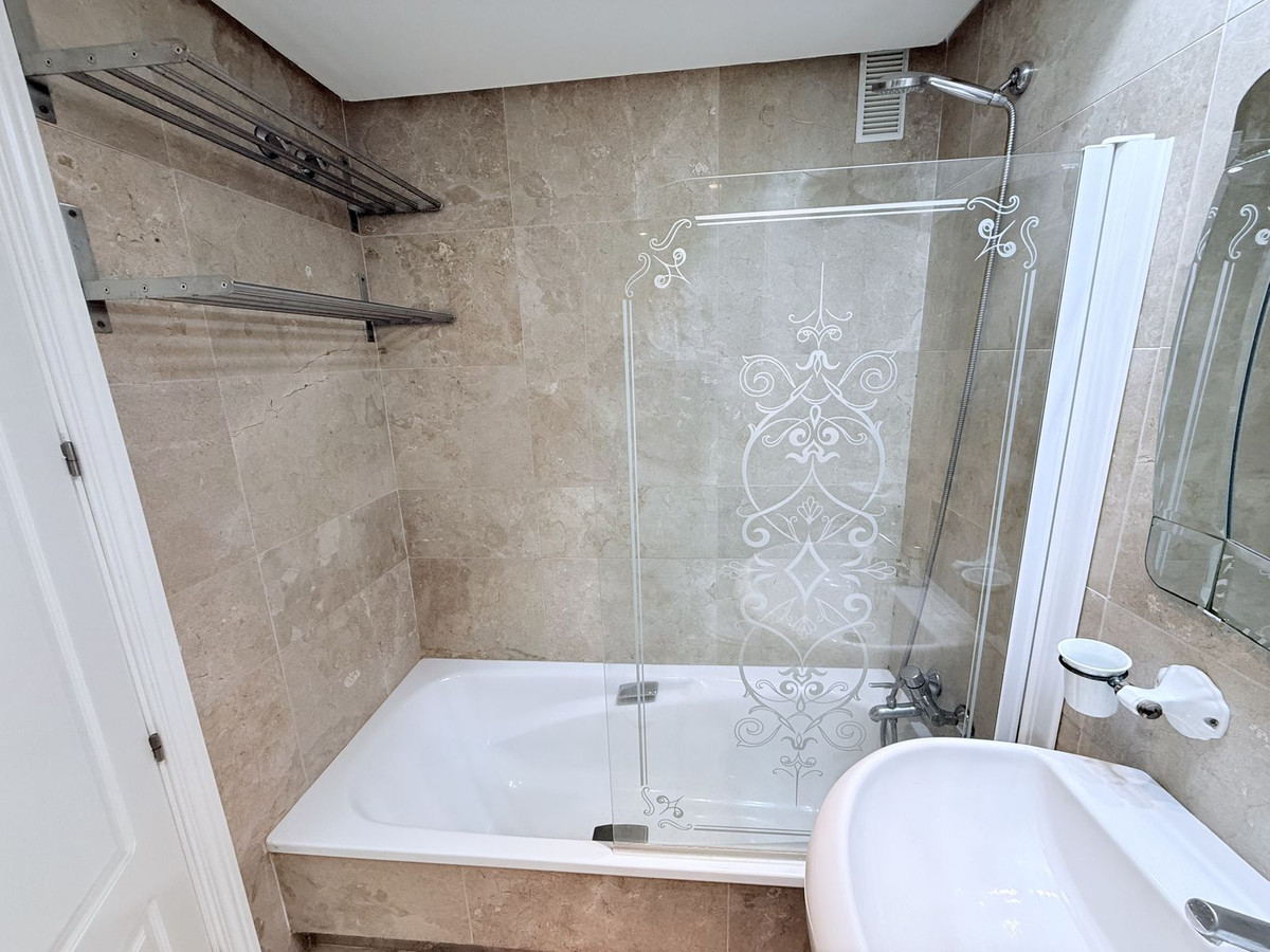 Appartement te koop in La Duquesa | 2 slaapkamers H5159695