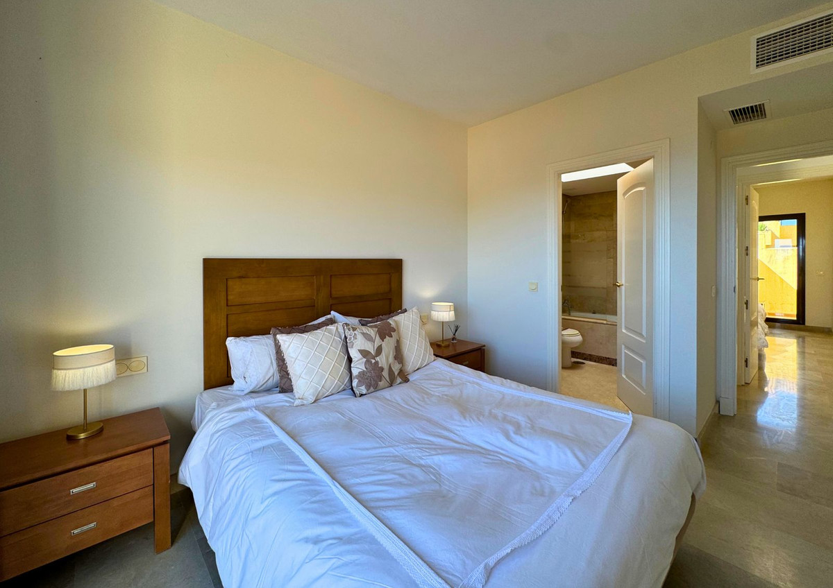 Penthouse te koop in La Duquesa | 2 slaapkamers H5161432