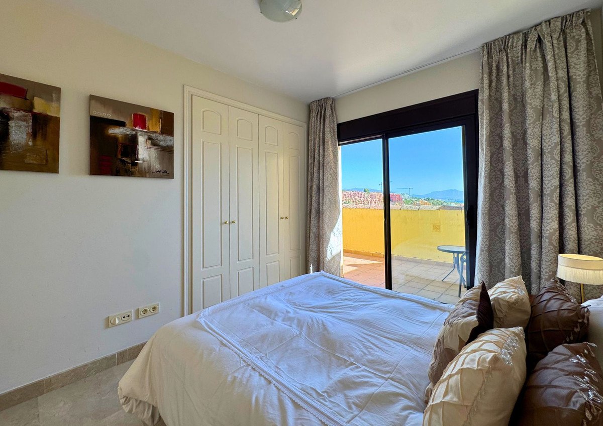 Penthouse te koop in La Duquesa | 2 slaapkamers H5161432