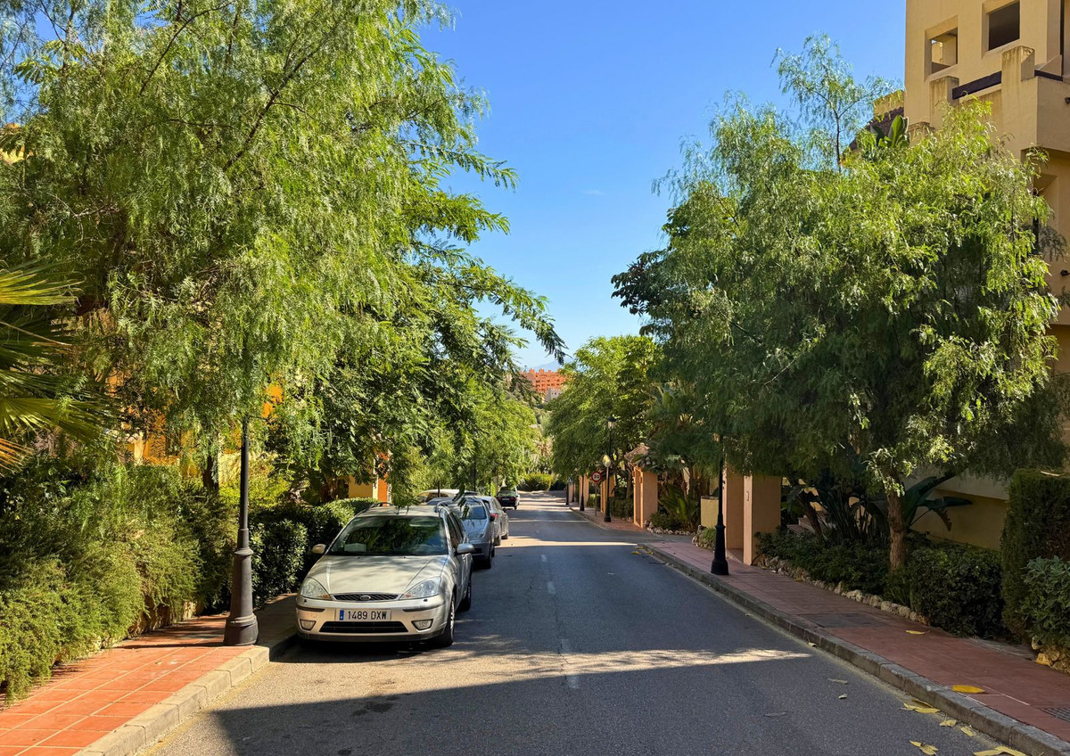 Penthouse te koop in La Duquesa | 2 slaapkamers H5161432