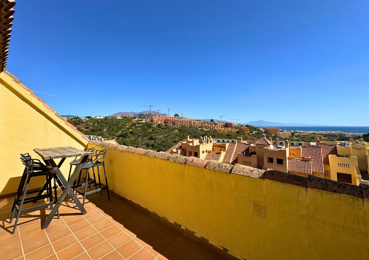Penthouse te koop in La Duquesa | 2 slaapkamers H5161432