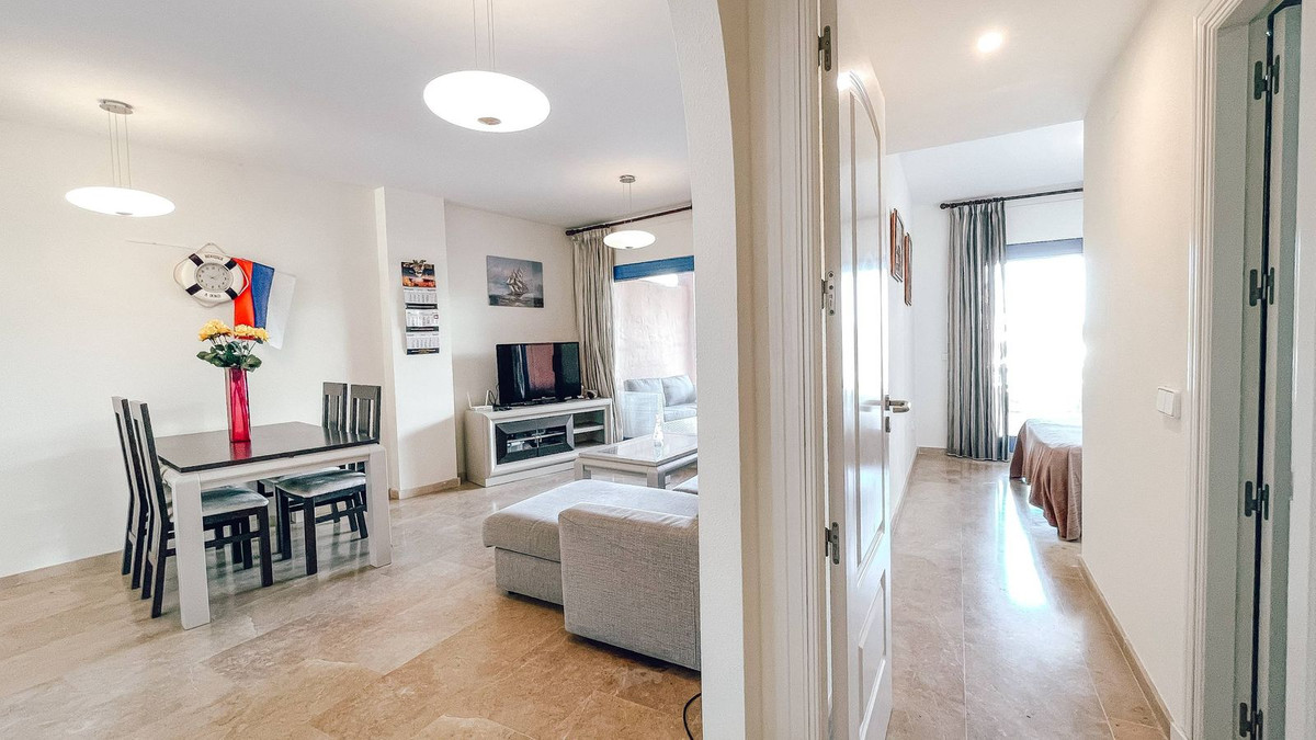 Appartement te koop in La Duquesa | 2 slaapkamers H5185234