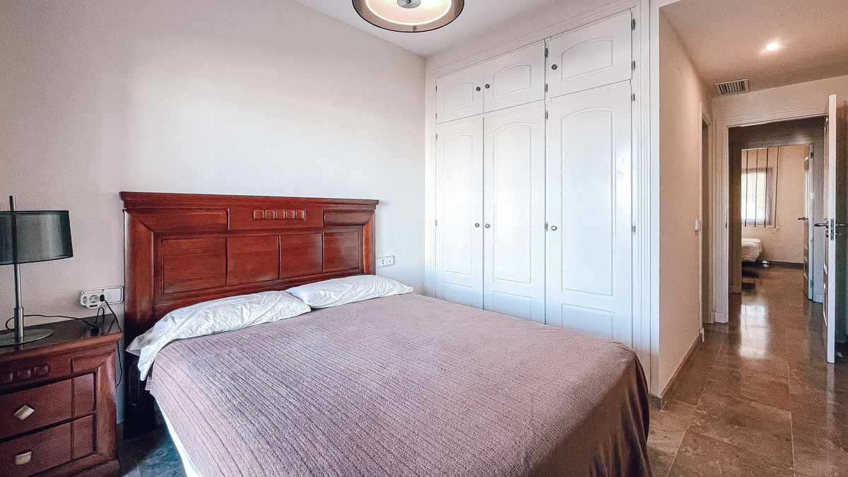 Appartement te koop in La Duquesa | 2 slaapkamers H5185234