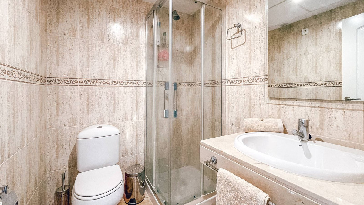 Appartement te koop in La Duquesa | 2 slaapkamers H5185234