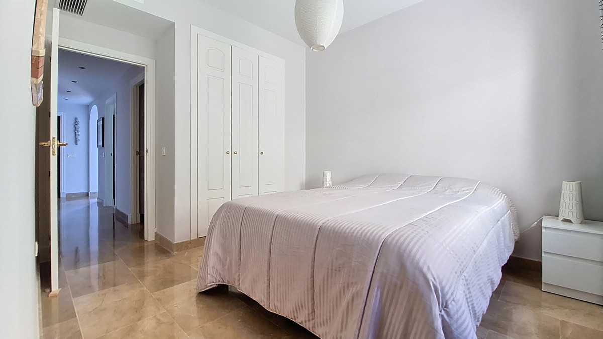 Appartement te koop in La Duquesa | 3 slaapkamers H5242378