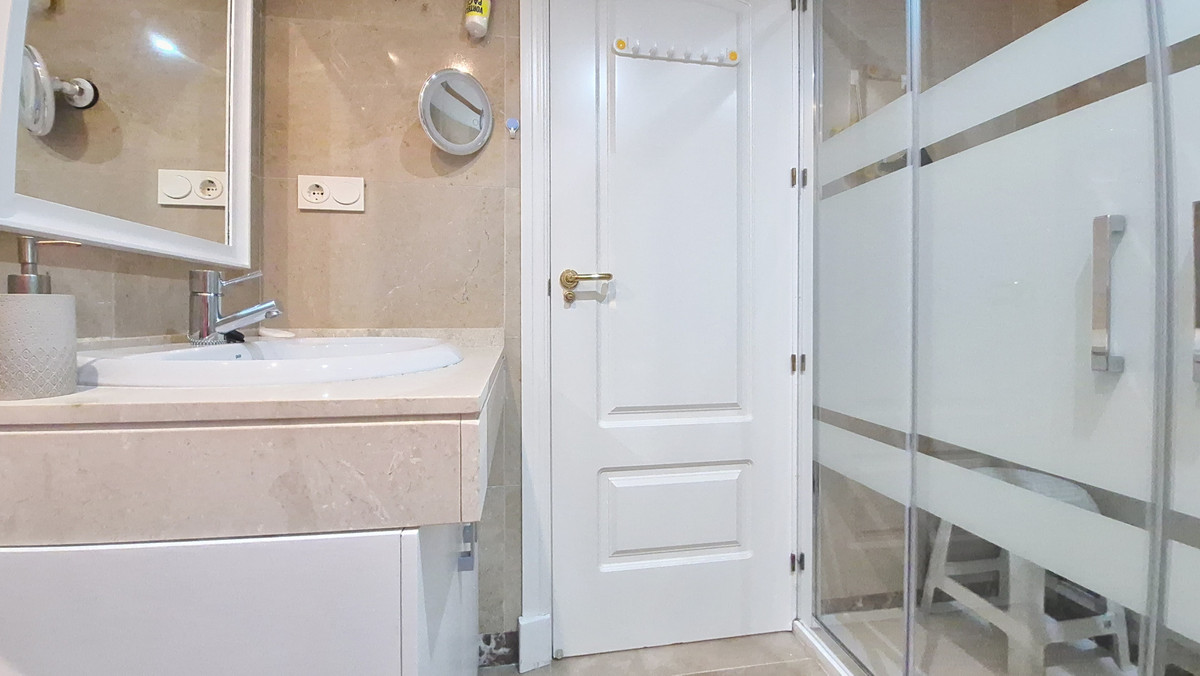 Appartement te koop in La Duquesa | 3 slaapkamers H5242378