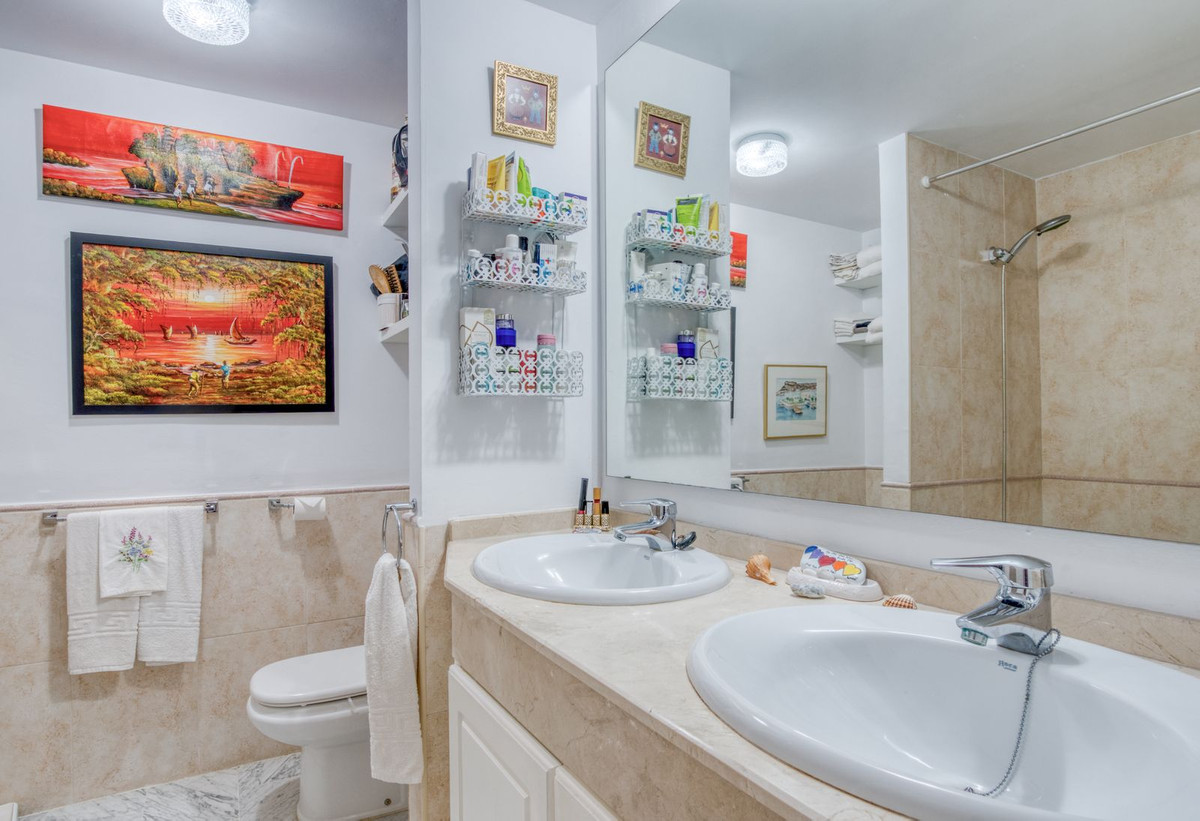 Appartement te koop in La Duquesa | 3 slaapkamers H5256343