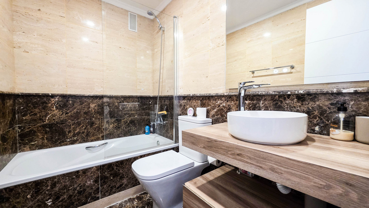 Appartement te koop in La Duquesa | 2 slaapkamers H5256424