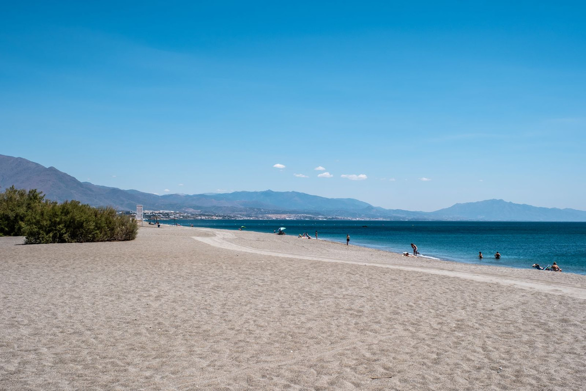 Appartement te koop in La Duquesa | 2 slaapkamers H5258053