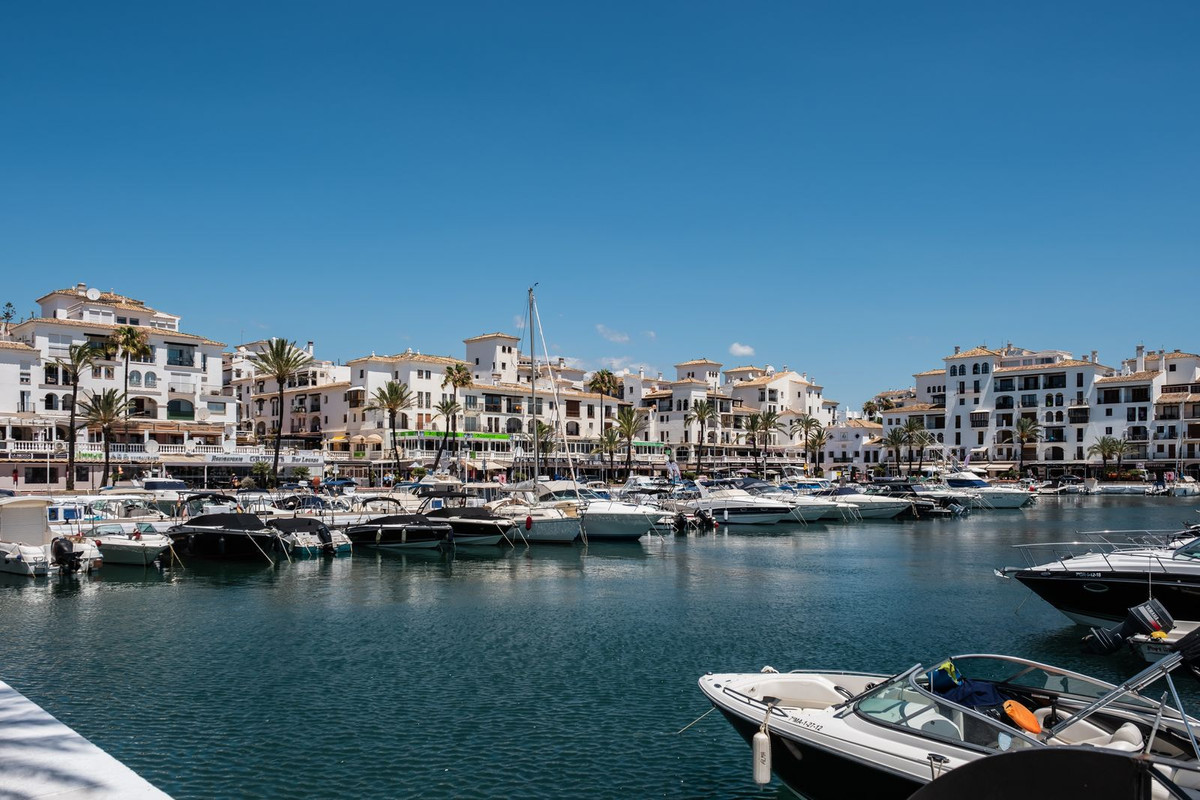 Appartement te koop in La Duquesa | 2 slaapkamers H5258053