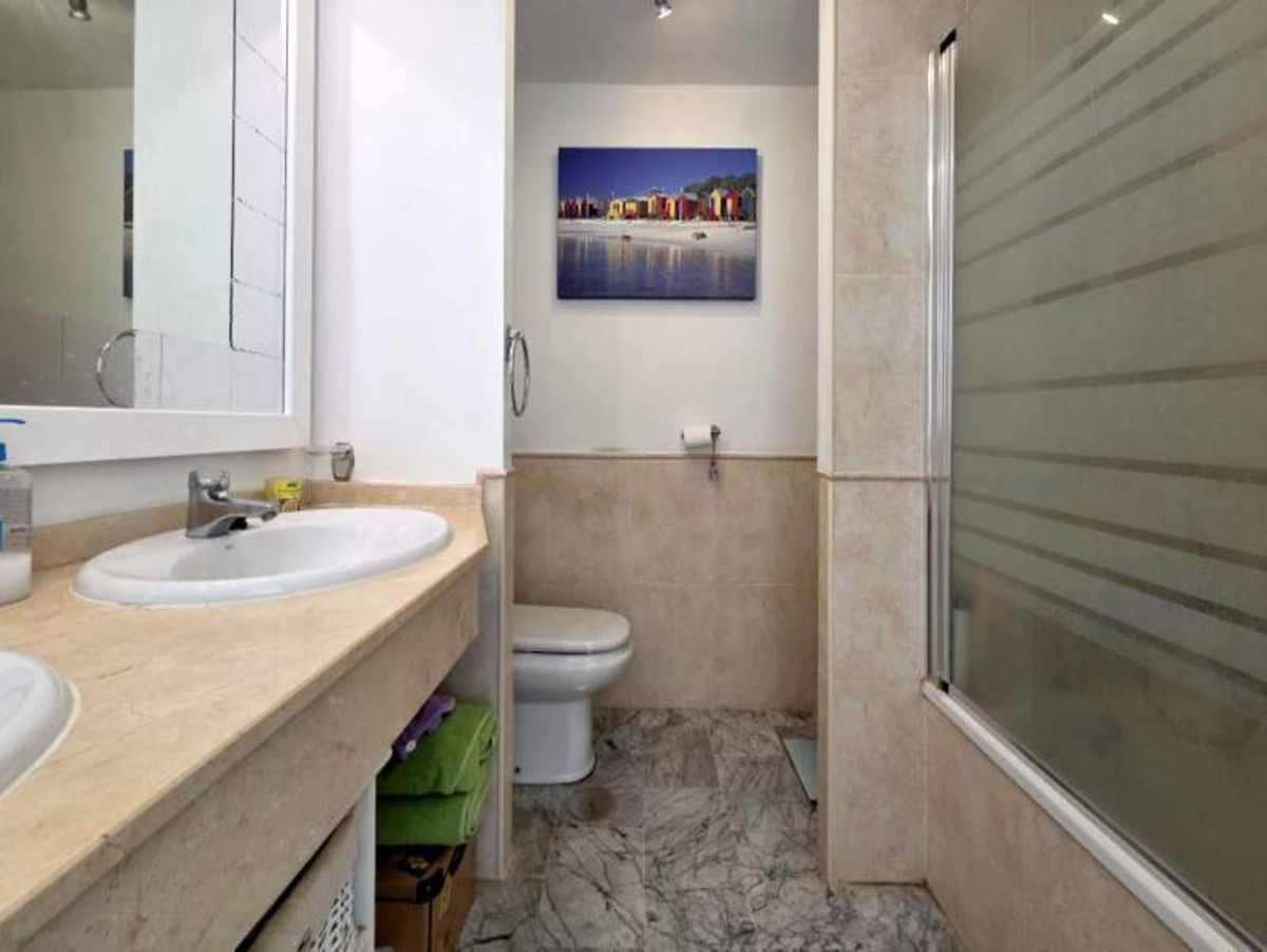 Appartement te koop in La Duquesa | 2 slaapkamers H5264596