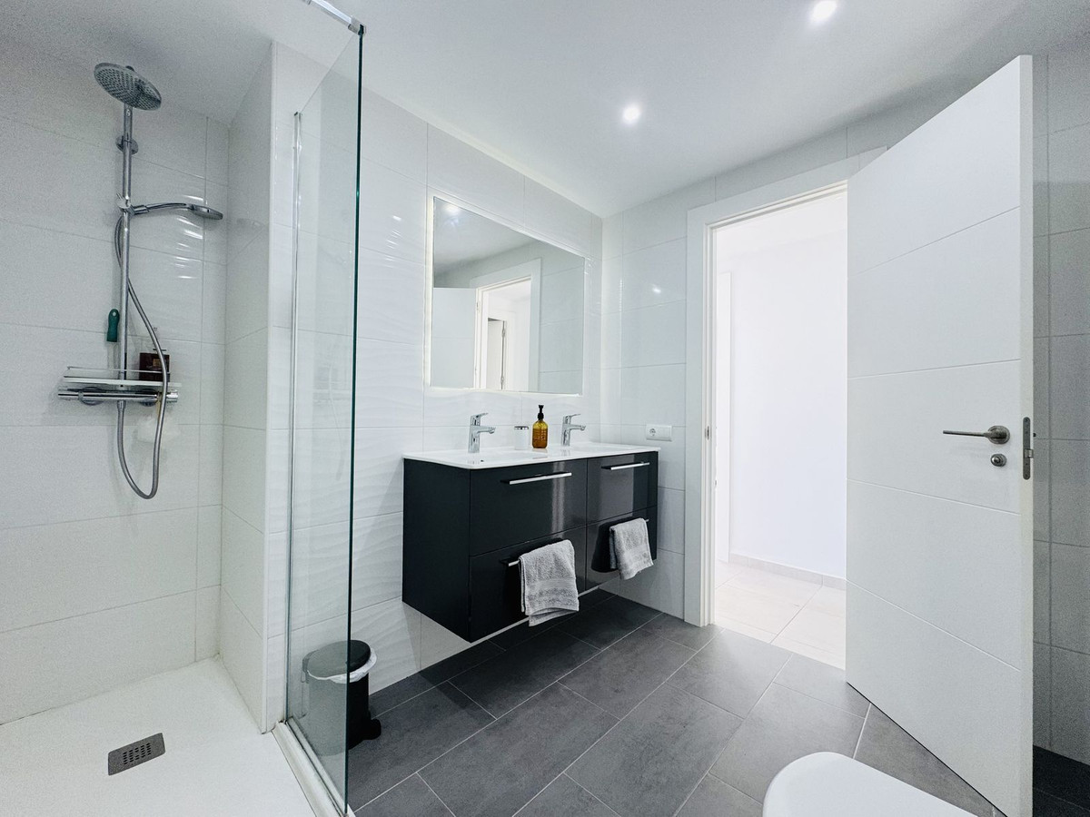 Appartement te koop in La Duquesa | 2 slaapkamers H5264971