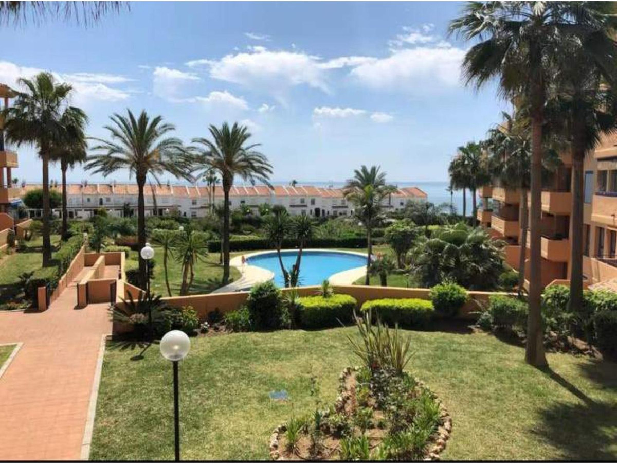 Appartement te koop in La Duquesa | 2 slaapkamers H5274106