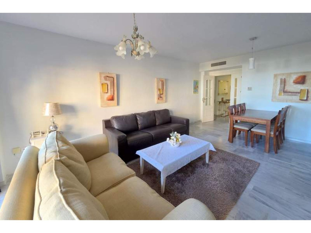 Appartement te koop in La Duquesa | 2 slaapkamers H5274106