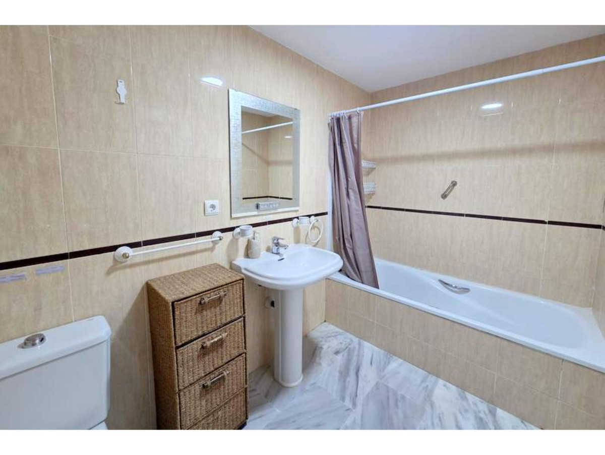 Appartement te koop in La Duquesa | 2 slaapkamers H5274106