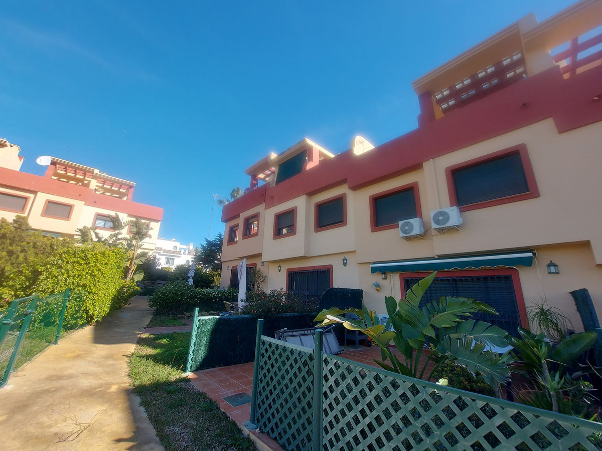 Huis te koop in La Duquesa | 3 slaapkamers H5287018