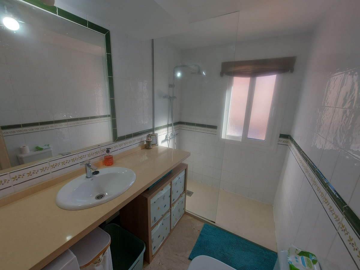 Huis te koop in La Duquesa | 3 slaapkamers H5287018