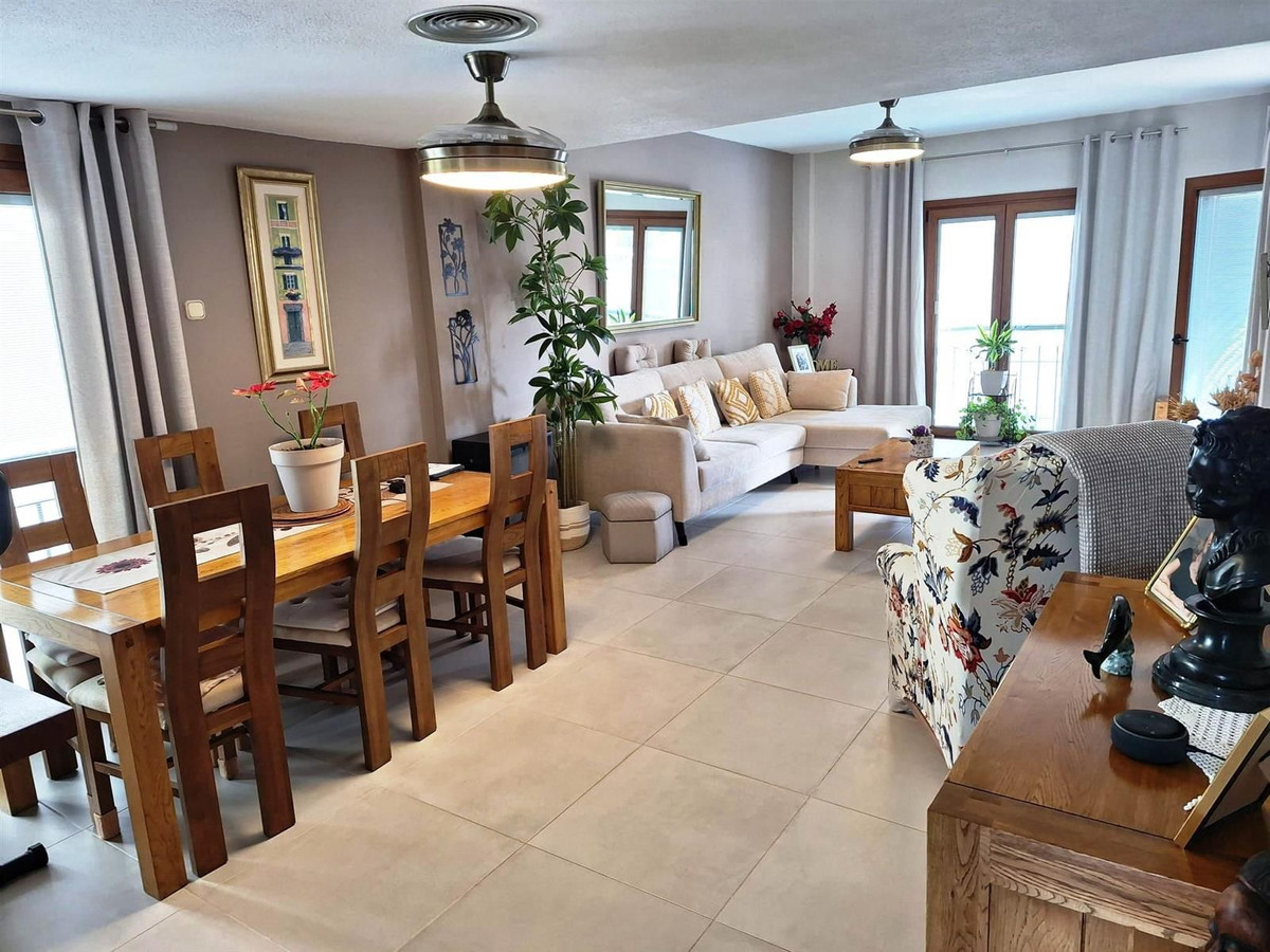 Penthouse te koop in La Duquesa | 4 slaapkamers H5297176