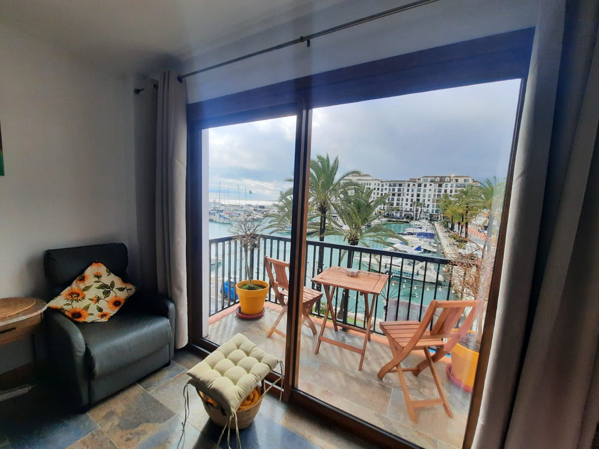 Appartement te koop in La Duquesa | 0 slaapkamers H5300374