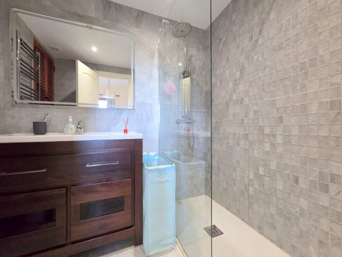 Appartement te koop in La Duquesa | 2 slaapkamers H5307295