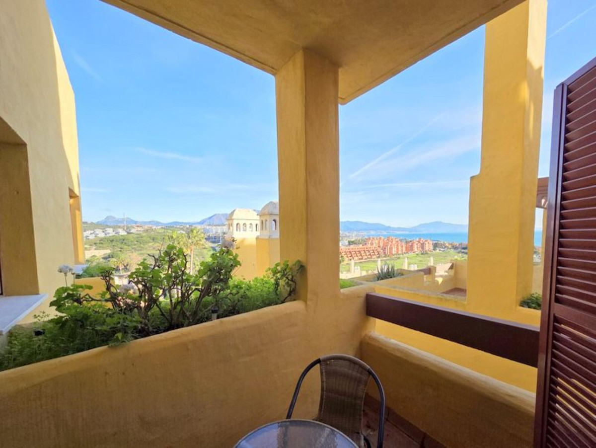 Appartement te koop in La Duquesa | 2 slaapkamers H5307295