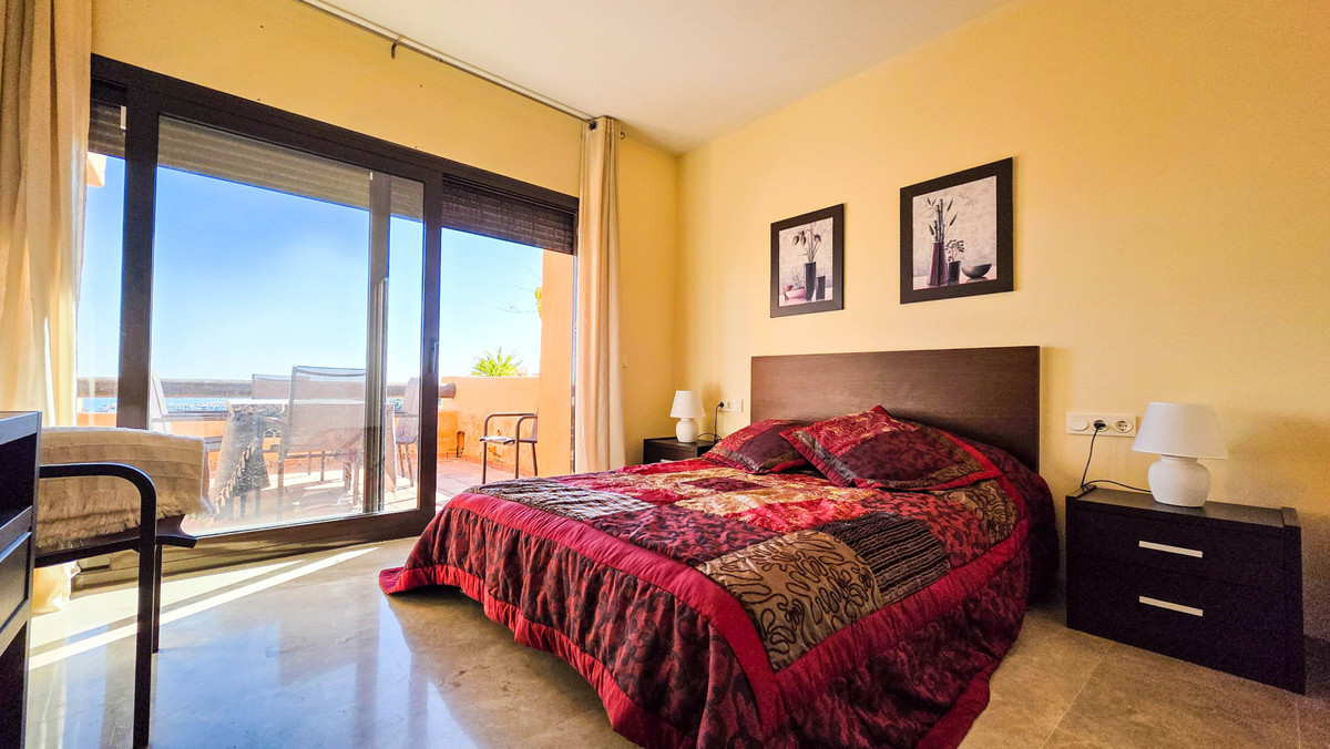 Penthouse te koop in La Duquesa | 3 slaapkamers H5308285