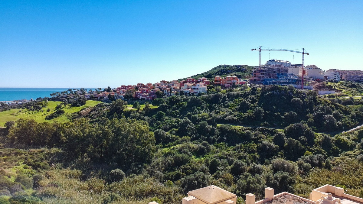 Penthouse te koop in La Duquesa | 3 slaapkamers H5308285