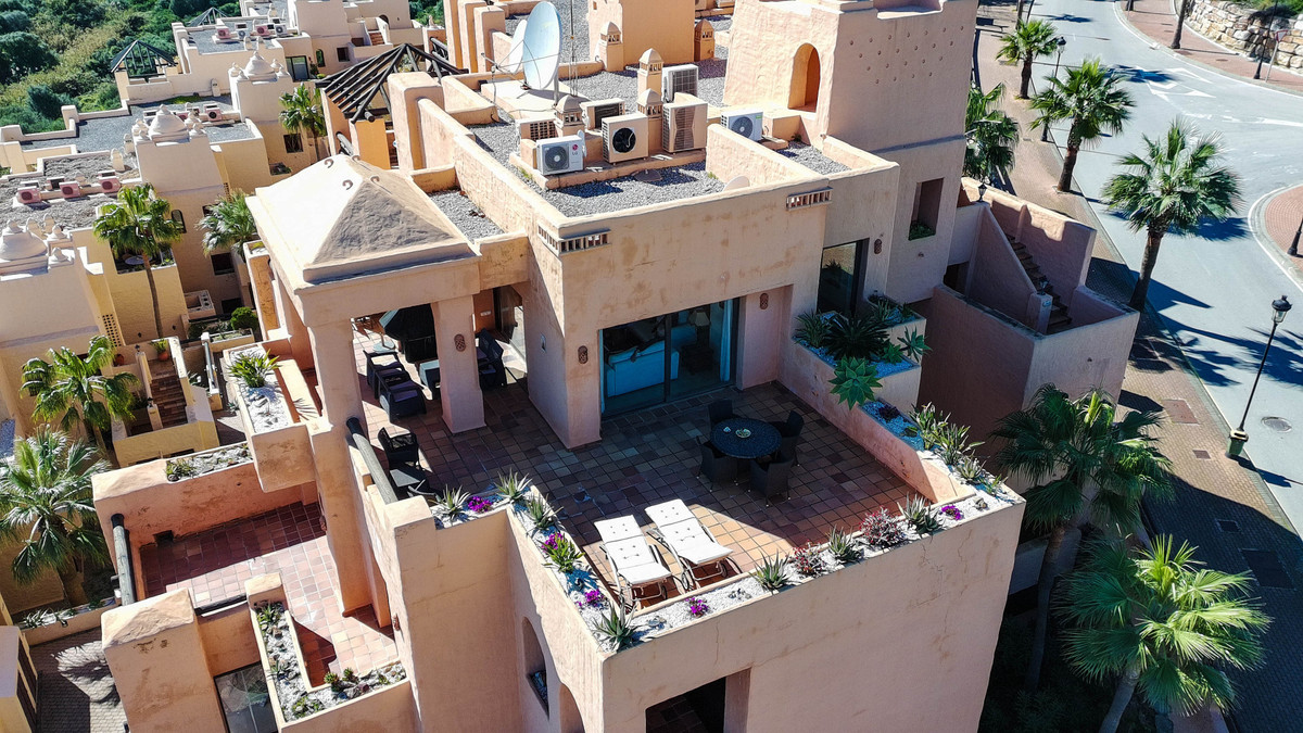 Penthouse te koop in La Duquesa | 3 slaapkamers H5308285