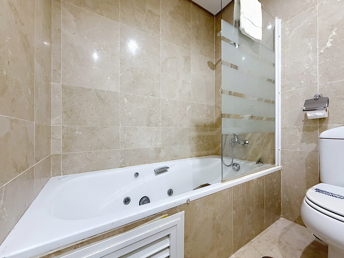 Appartement te koop in La Duquesa | 2 slaapkamers H5314747