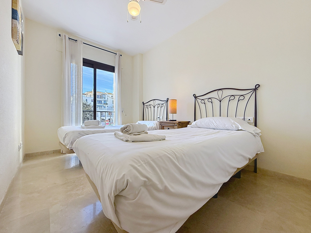 Appartement te koop in La Duquesa | 2 slaapkamers H5314747