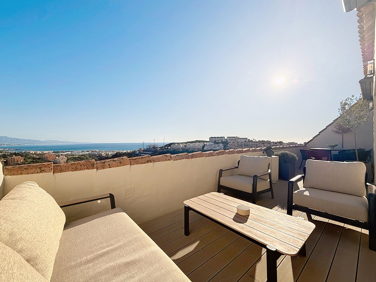 Penthouse te koop in La Duquesa | 3 slaapkamers H5316454