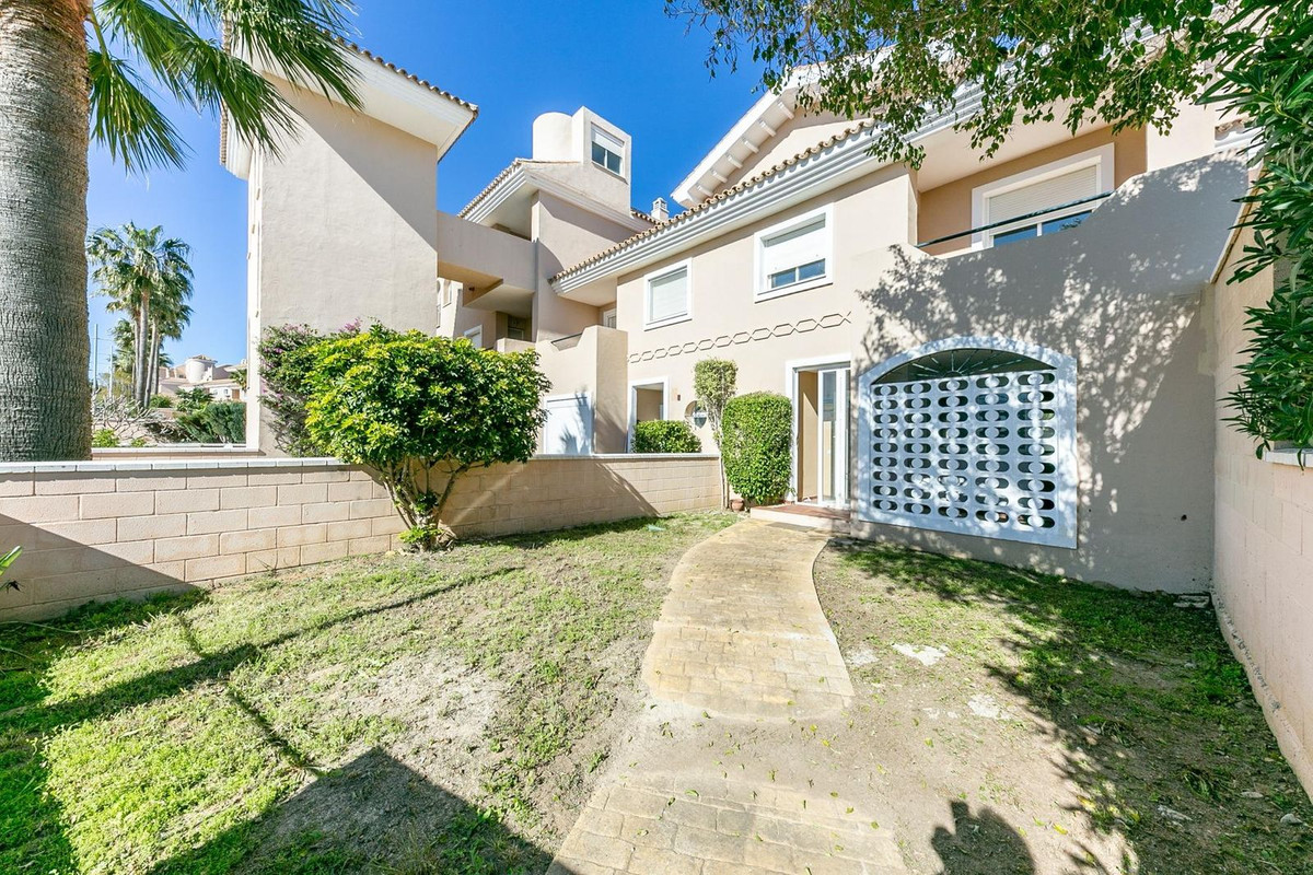 Appartement te koop in La Duquesa | 3 slaapkamers H5319487