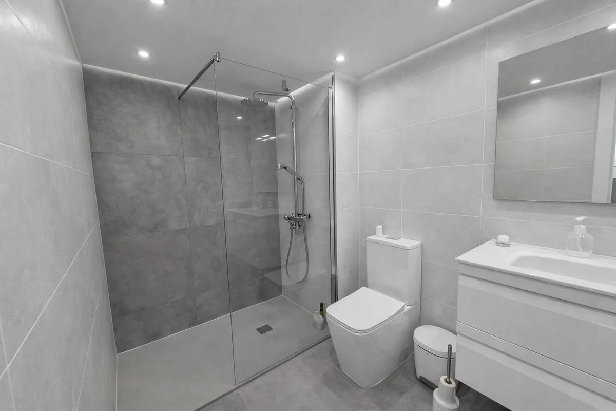 Appartement te koop in La Duquesa | 2 slaapkamers H5321656