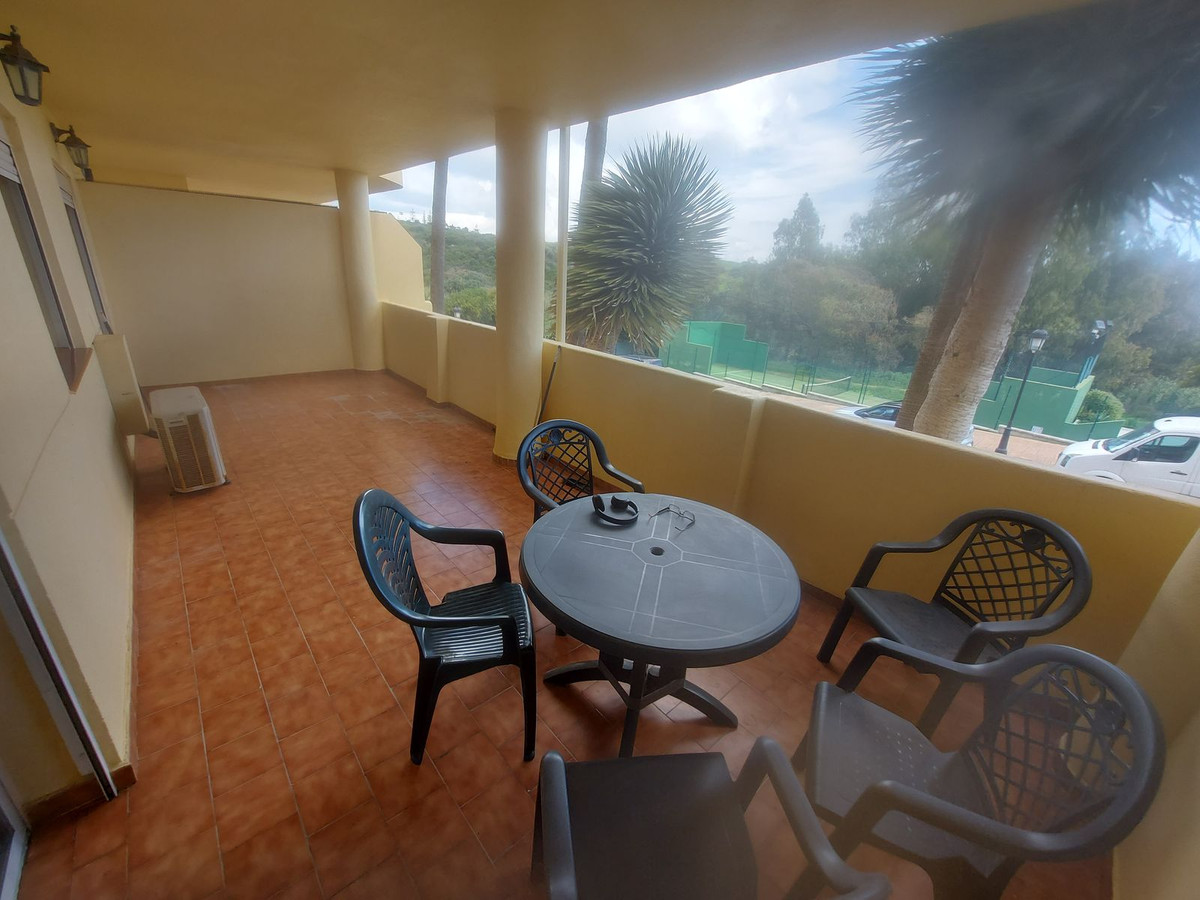 Appartement te koop in La Duquesa | 2 slaapkamers H5324482