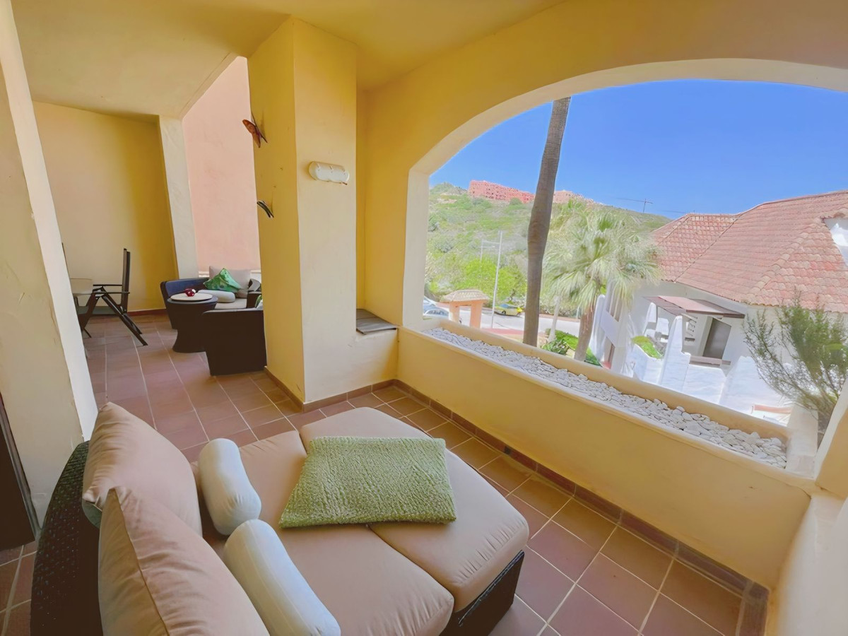 Appartement te koop in La Duquesa | 2 slaapkamers H5333122