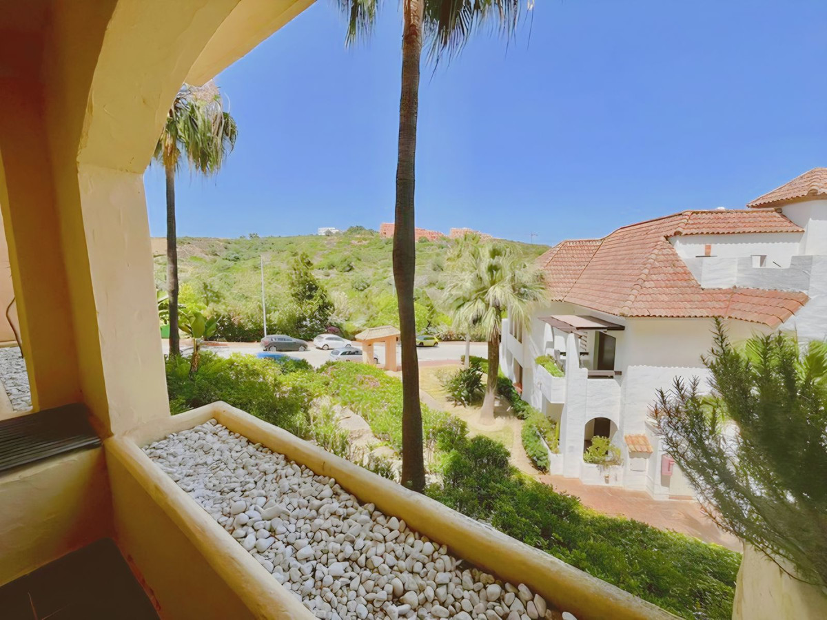 Appartement te koop in La Duquesa | 2 slaapkamers H5333122