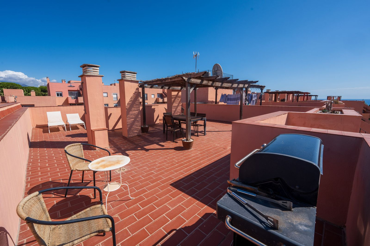 Penthouse te koop in La Duquesa | 3 slaapkamers H5335510