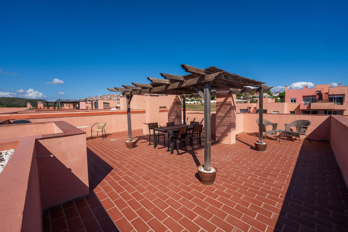 Penthouse te koop in La Duquesa | 3 slaapkamers H5335510